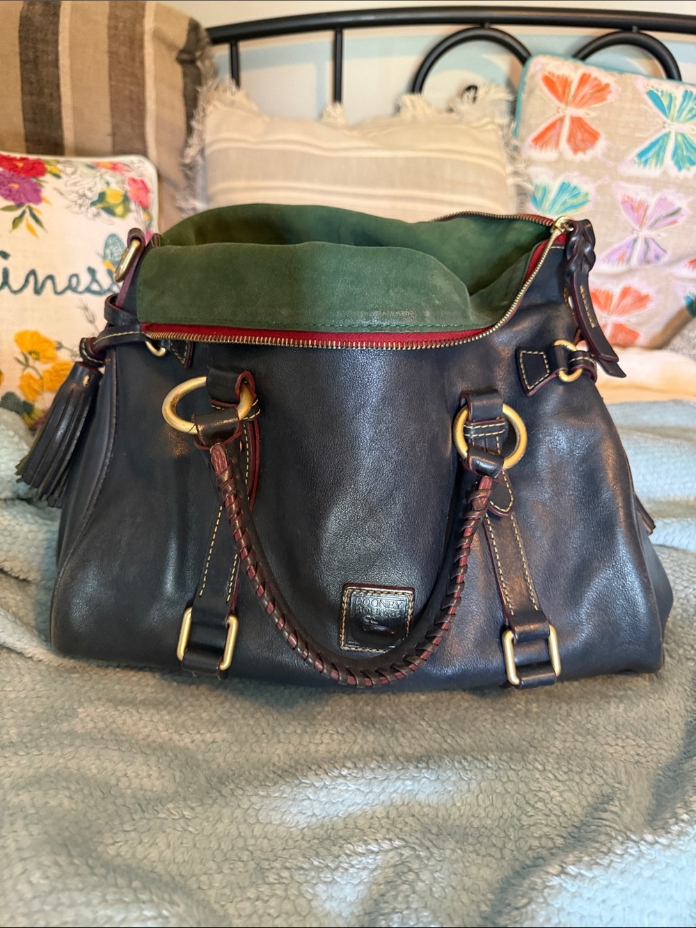 Dooney & Bourke Navy Leather Shoulder Bag with Green Suede Interior. CLASSIC